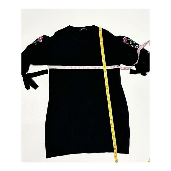 Zara Floral Embroidered Sleeves Tie Knit Dress Sweater Black Women's Size Medium - Picture 6 of 9